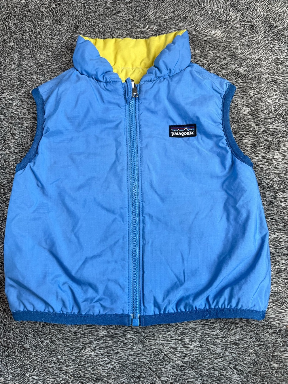 Patagonia Baby Reversible Puff Ball Vest Blue Yellow Quilted Insulated Infant
